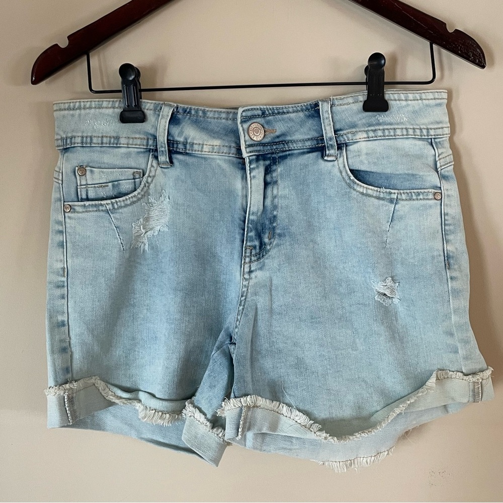 Eighty Two Denim Jean Shorts Light Wash Size 7